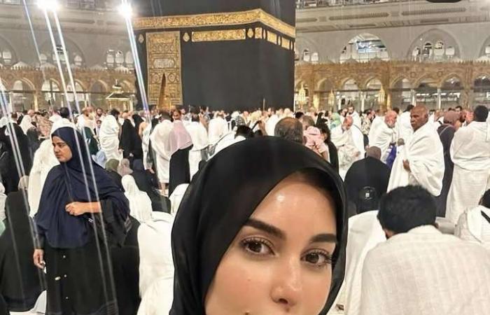 ياسمين صبري تؤدي مناسك العمرة: اللهم ارزقني حبك وكل عمل يقربني إلى حبك - بلس 48