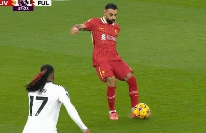 "بابا نويل البريميرليج".. محمد صلاح يصل لأسيست رقم 100 مع ليفربول - بلس 48