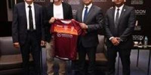 الأسطورة الإيطالية Totti بعد تعاقده مع شركة مدن .. أتمنى فتح المزيد من مدارس الكرة بمصر وأكتشاف مواهب تكمل مسيرتي - بلس 48