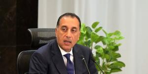الحكومة: 126 منفذا تقدم المعاملات للجمهور من خدمات الشهر العقارى - بلس 48