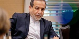 إيران وروسيا تبحثان تعزيز العلاقات الثنائية بين البلدين - بلس 48