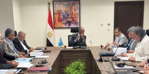 نائب وزير الاسكان يتابع موقف عددٍ من مشروعات مياه الشرب والصرف الصحى على مستوى الجمهورية - بلس 48