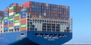قناة السويس تشهد عبور سفينة الحاويات CMA CGM ZEPHYR ضمن قافلة الجنوب - بلس 48