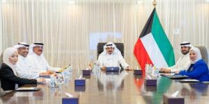 رئيس مجلس الوزراء الكويتي يترأس اجتماعا مع وزير التربية لعرض خطة إصلاح التعليم (2025 - 2027) - بلس 48