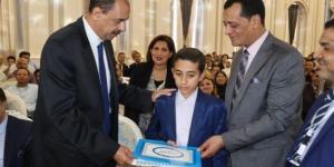 محافظ سوهاج يشهد حفل تكريم أوائل الشهادات العامة والحاصلين على المراكز الأولى في المسابقات العالمية - بلس 48