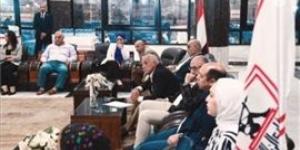حسين
      لبيب
      رئيس
      الزمالك
      يدعو
      الجمعية
      العمومية
      للانعقاد
      لتوفيق
      الأوضاع
      داخل
      النادي - بلس 48