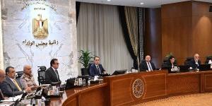 مدبولي: معرض "تراثنا" يعكس اهتمام الرئيس بالحرف اليدوية ودعم الحرفيين - بلس 48
