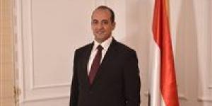 هشام
      الزهيري
      بعد
      تقديم
      أوراق
      ترشحه:
      نهدف
      إلى
      برنامج
      انتخابي
      يتسق
      مع
      رؤية
      حزب
      حماة
      الوطن - بلس 48