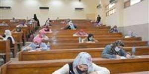 عاجل..
      الجامعات
      تحدد
      المحظورات
      في
      امتحانات
      الـ«ميدترم» - بلس 48