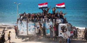 100
      شاحنة
      من
      مصر
      لنقل
      النازحين
      الفلسطينيين
      بالجنوب
      إلى
      شمال
      غزة - بلس 48