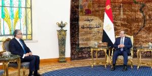 الرئيس السيسي يستقبل خالد العناني ويهنئه على فوزه بمنصب مدير اليونسكو - بلس 48