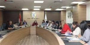 لجنة
      العلاقات
      الخارجية
      بالمجلس
      تعقد
      اجتماعها
      الدوري
      وتناقش
      خطة
      عملها
      المقبلة - بلس 48
