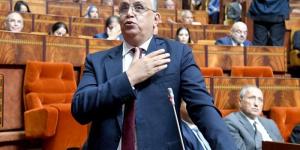 وهبي:
      يبدو
      أني
      الوحيد
      في
      جهة
      الأغلبية
      ..
      الجميع
      اختار
      صف
      المعارضة - بلس 48