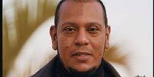 محمد
      عبده
      يواصل
      تصوير
      فيلم
      إيجي
      بيست
      ويحمس
      الجمهور..
      صورة - بلس 48