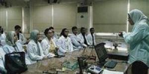 بدء
      التدريب
      العملي
      لطلاب
      طب
      القاهرة
      الأهلية
      بمعامل
      قصر
      العيني - بلس 48