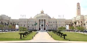 جامعة
      القاهرة
      الأهلية
      تفتح
      آفاق
      التدريب
      الطبي
      داخل
      معامل
      قصر
      العيني - بلس 48