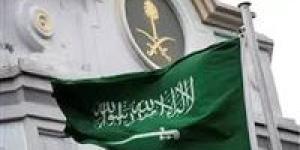 السعودية..
      فيديو
      سيدتين
      ترتديان
      "جرابين
      لحمل
      الأسلحة"
      يثير
      الجدل
      والأمن
      العام
      يتدخل - بلس 48