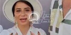 أول
      رد
      من
      ابنة
      هبة
      قطب
      على
      جدل
      زفافها:
      راضية
      عن
      نفسي
      وزوجي
      معايا
      في
      كل
      حاجة
      |خاص - بلس 48