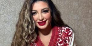 رجوى
      الساهلي
      تكسر
      العزلة
      بعد
      غياب - بلس 48