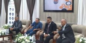 ندوة
      توعوية
      بأبورديس
      لتعريف
      العاملين
      بقانون
      العمل
      الجديد - بلس 48