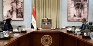رئيس
      الوزراء
      يتابع
      الموقف
      التنفيذى
      لمراكز
      البيانات
      الحكومية - بلس 48