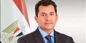 وزير
      الشباب
      والرياضة
      يهنئ
      نظيره
      المغربي
      بتتويج
      منتخب
      الشباب
      بكأس
      العالم - بلس 48