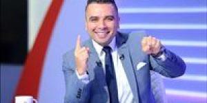 أحمد
      جمال
      يكشف
      تفاصيل
      رحيله
      عن
      نادي
      الزمالك
      بسبب
      محمود
      الخطيب - بلس 48