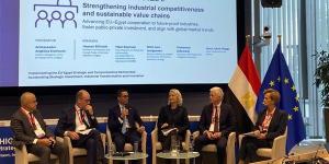 الخطيب:
      مصر
      تتبنى
      رؤية
      متكاملة
      ... - بلس 48