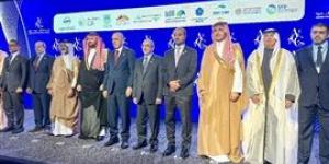 الهيئة
      العربية
      للاستثمار
      والإنماء
      الزراعي
      تشارك
      في
      احتفالات
      مجموعة
      التنسيق
      العربية
      باليوبيل
      الذهبي
      بواشنطن - بلس 48