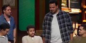 عن
      القضية
      الفلسطينية..
      هشام
      ماجد
      ومصطفى
      غريب
      يقدمان
      عرض
      مسرحي
      باحتفالية
      وطن
      السلام - بلس 48