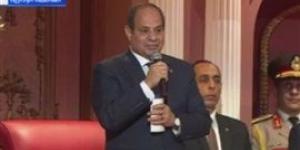 الرئيس
      السيسي:
      أوجه
      كل
      التحية
      والتقدير
      للمصريين
      وللفنانين
      والفنانات
      متشكر
      جدا - بلس 48