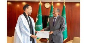 رئيس
      مفوضية
      الاتحاد
      الإفريقي
      يتسلم
      أوراق
      اعتماد
      مندوب
      موريتانيا
      الدائم - بلس 48