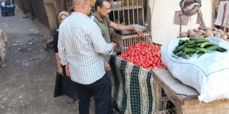 محافظ أسيوط: إزالة إشغالات وتعديات الباعة الجائلين على حرم الطرق بمدينة أبوتيج - بلس 48