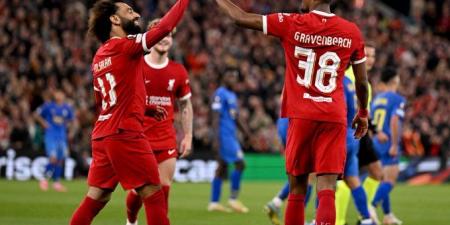 موعد مباراة ليفربول وآرسنال اليوم في قمة الدوري الإنجليزي - بلس 48