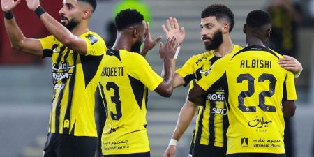 شاهد.. الاتحاد يبلغ ربع نهائي كأس الملك في ليلة غياب بنزيما - بلس 48