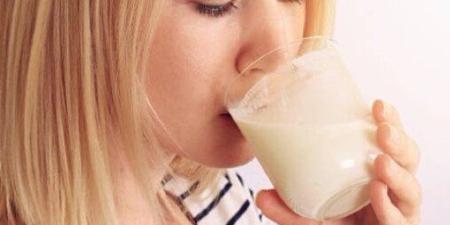 تفسير رؤيا «شرب الحليب» في المنام لابن سيرين - بلس 48