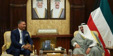 رئيس مجلس الوزراء يستقبل سفير جمهورية الهند الصديقة لدى دولة الكويت - بلس 48