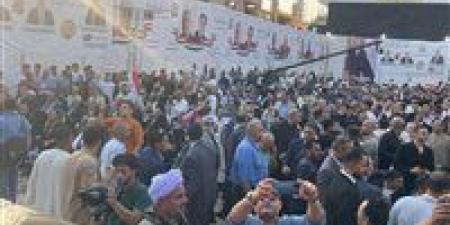بحضور الآلاف.."الجبهة الوطنية" ينظم مؤتمراً جماهيرياً حاشداً لدعم مرشحيه في انتخابات الشيوخ بالجيزة«صور وفيديو» - بلس 48