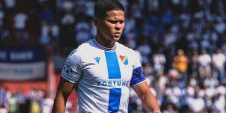 هدف الأهلى السابق.. إيفرتون دا سيلفا يظهر في معسكر بيراميدز - بلس 48