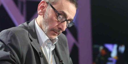 جوزيف عون يمنح الفنان الراحل "زياد الرحباني" وسام الأرز الوطني - بلس 48