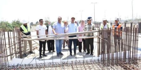رئيس جامعة بنها يتفقد عدداً من المنشآت الجديدة بكفر سعد - بلس 48