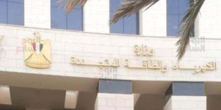 بدء مد الكابل الأخير بمحطة محولات كهرباء جزيرة الذهب والتيار يعود خلال ساعات - بلس 48