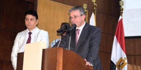 رئيس «الجمارك»: حريصون على توفير خدمات متكاملة ومحفزة لـ المُصدرين والمنتجين - بلس 48