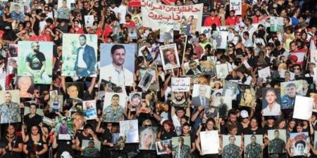 مسيرة لأهالي ضحايا انفجار مرفأ بيروت للمطالبة بتحقيق العدالة وإظهار نتيجة التحقيق - بلس 48