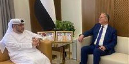وزير البترول يبحث مع مدير الديوان الأميري بالفجيرة  تعزيز مجالات التعاون المشترك - بلس 48