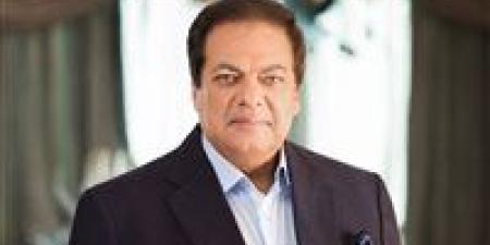لازم العامل يعرف إن في ضهر بيسنده.. محمد أبو العينين يكشف سر ولاء عماله ونجاح مؤسسته - بلس 48