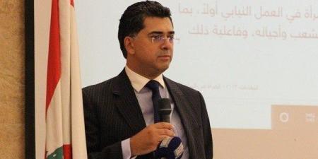 وزير الإعلام اللبناني: الحكومة تقر بسط سلطة الدولة وحصر السلاح تمهيدًا لترسيم الحدود مع إسرائيل - بلس 48