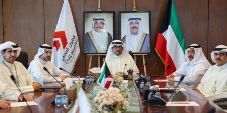 وزير الدفاع يزور "الطيران المدني" ويطلع على أبرز المشاريع القائمة والمستقبلية بالقطاع - بلس 48