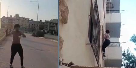 ضبط شخص بتهمة ممارسة البلطجة والتعدي على والده بالتبني في الجيزة - بلس 48