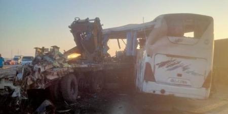 آخر تحديث.. ارتفاع ضحايا حادث الطريق الصحراوي الشرقي إلى 9 أشخاص - بلس 48